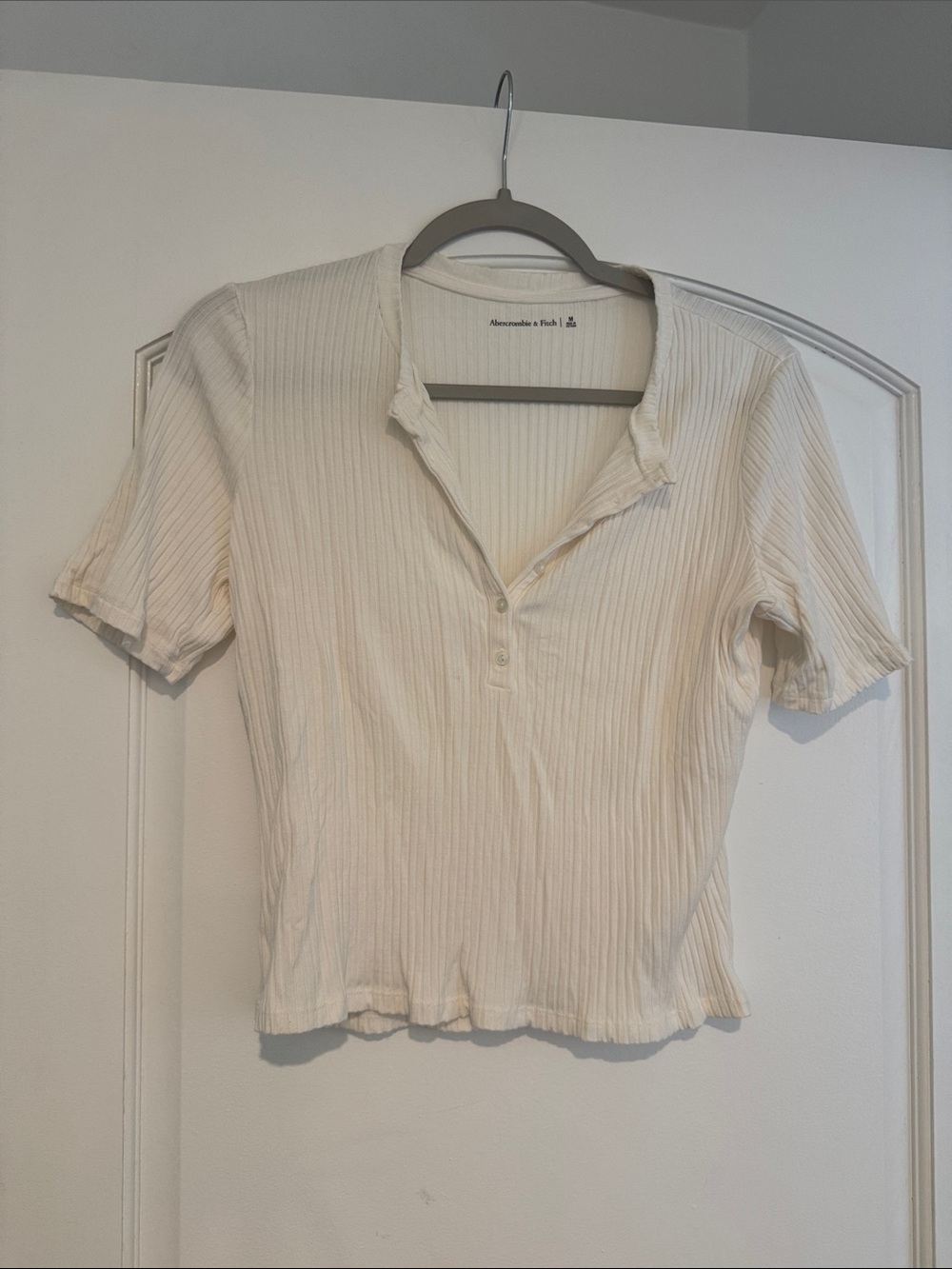 Abercrombie & Fitch Cream Ribbed Button Henley Crop